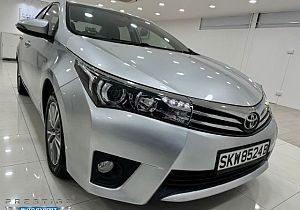 Toyota Corolla Altis 1.6L CVT Elegance LED Keyless Silver 2015